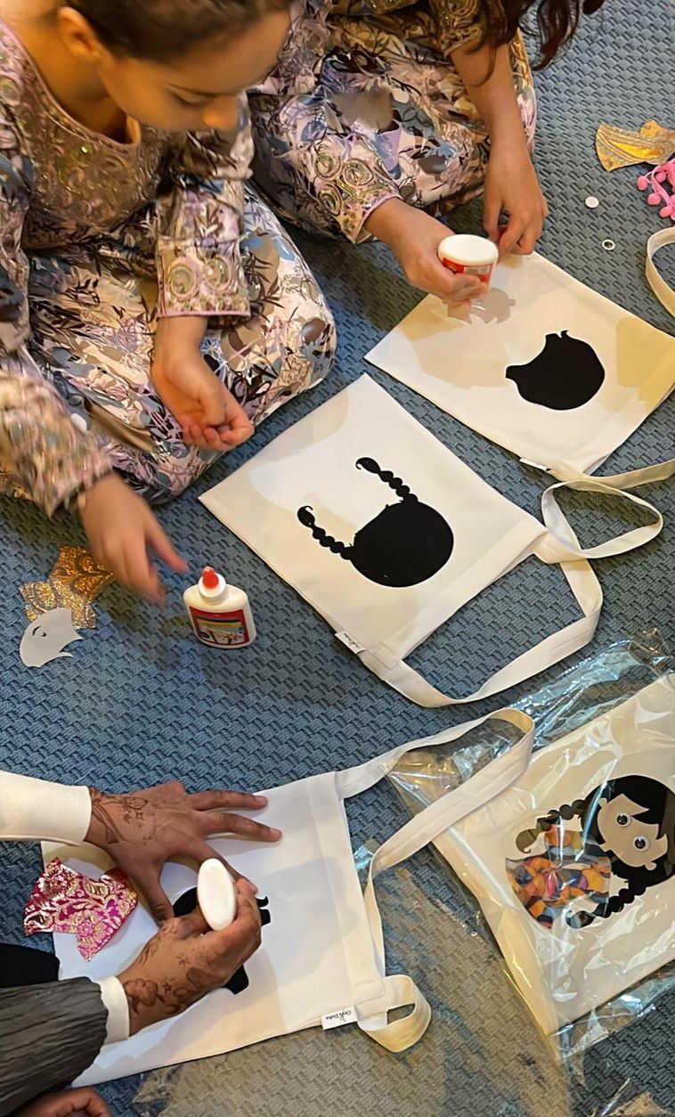 “Social Development” organizes a workshop for designing Garangao bags